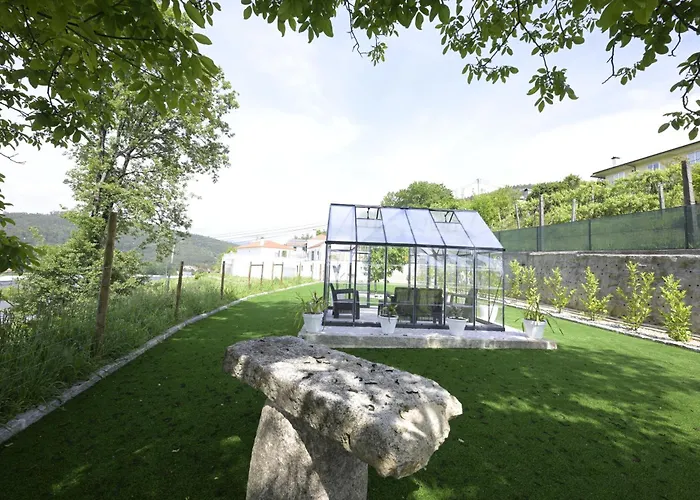 Quinta Da Bouca - Casa Cangas Дом отдыха Вали-ди-Камбра